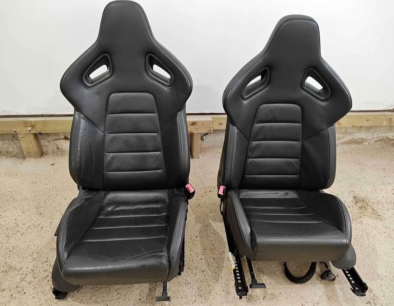 image for R32 WINGBACKS SEATS