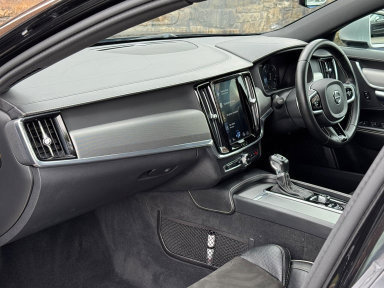 2018 Volvo S90 2.0 D4 R-Design Auto Euro 6 (s/s) 4dr SALOON Diesel Automatic