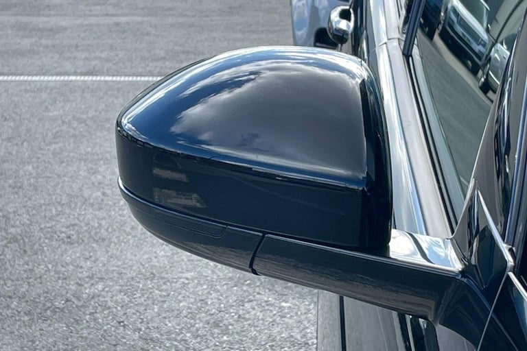 2025 Land Rover Discovery Sport 1.5 P270e 12.17kWh Dynamic SE SUV 5dr Petrol Plug-in Hybrid Auto ...