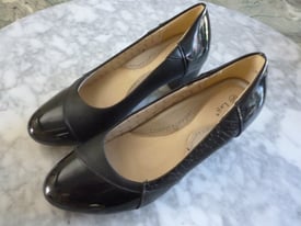 Two pairs of women's brand new quality shoes ( size UK 5 ) very comfortable smart shoes..