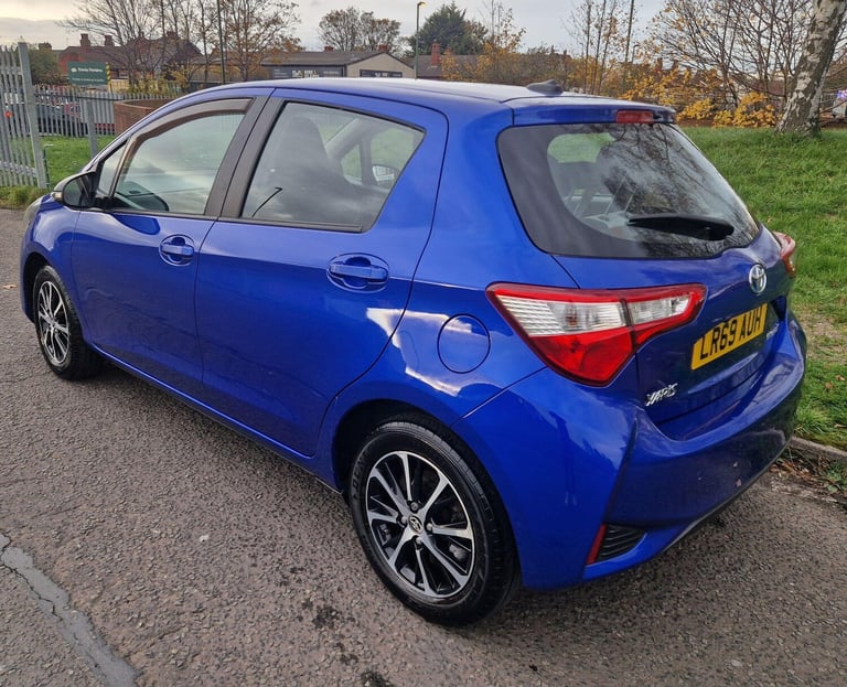 2019 Toyota Yaris 1.5 Hybrid Icon Tech 5dr CVT HATCHBACK PETROL/ELECTRIC Automatic