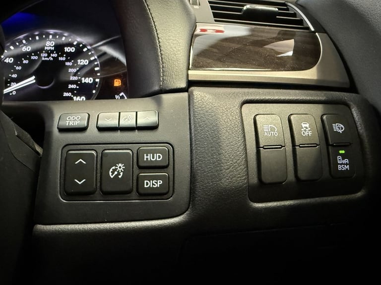 2015 Lexus GS 2.5 300h Premier Saloon 4dr Petrol Hybrid CVT Euro 5 (s/s) (223 ps) Saloon PETROL/E...