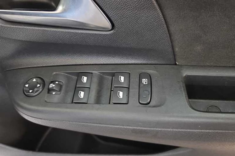 2022 Vauxhall Corsa 1.2 Turbo Ultimate 5dr Auto HATCHBACK PETROL Automatic