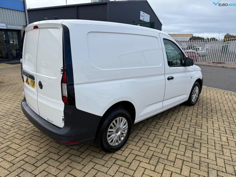 VOLKSWAGEN CADDY 2.0 TDI C20 COMMERCE Diesel Manual in White