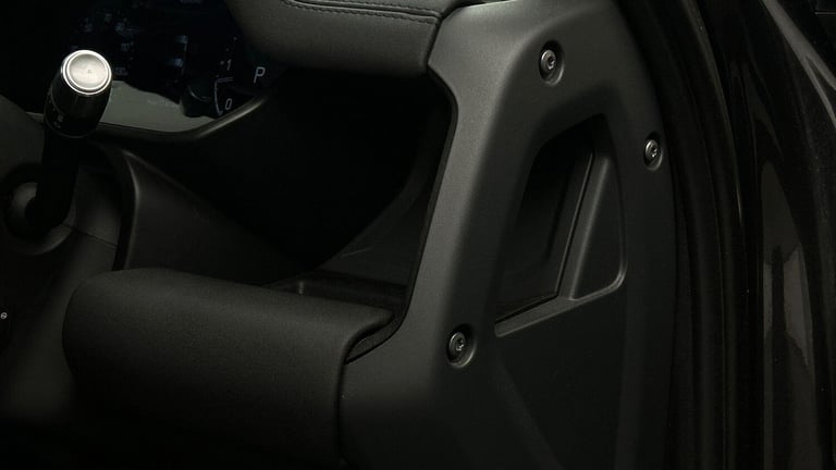 2021 Land Rover Defender 90 3.0 D250 MHEV X-Dynamic SE SUV 3dr Diesel Auto 4WD Euro 6 (s/s) (250 ...