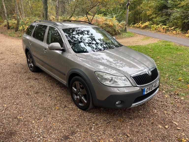 image for Skoda, OCTAVIA, Estate, 2010, Manual, 1968 (cc), 5 doors