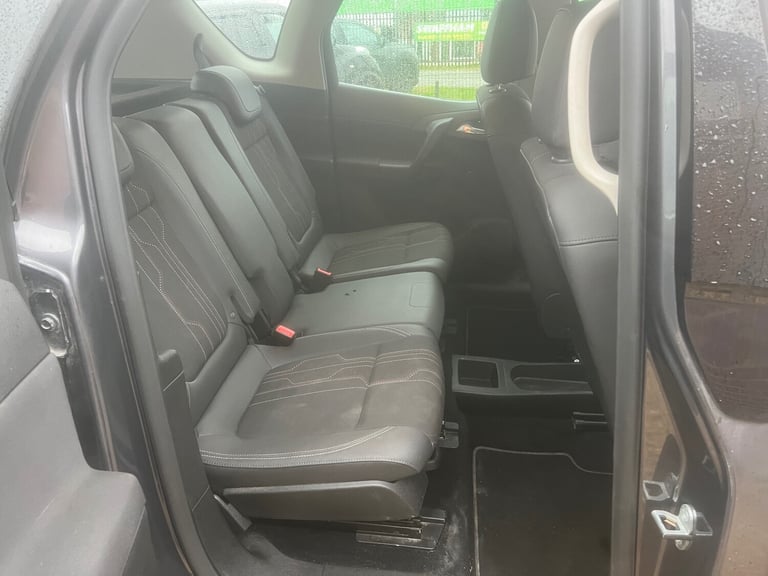 2012 Vauxhall Meriva 1.4i 16V Active 5dr MPV Petrol Manual