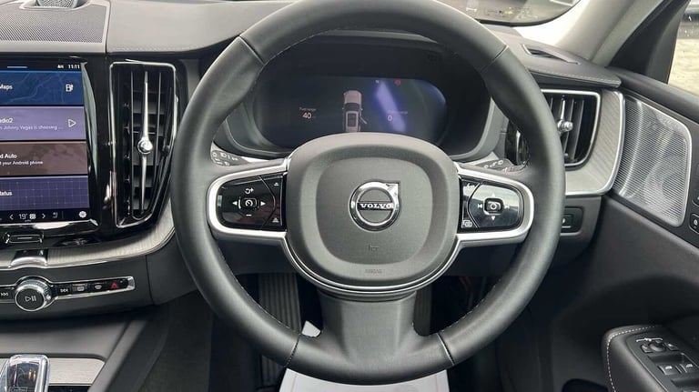 2025 Volvo XC60 2.0 T8 [455] PHEV Ultra Dark 5dr AWD Geartronic ESTATE PETROL/ELECTRIC Automatic