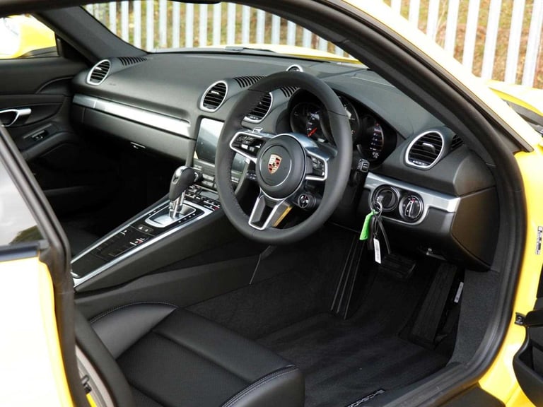 2025 Porsche 718 Cayman Coupe 2.0 2dr PDK Coupe Petrol Automatic