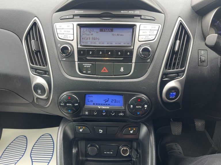 2012 12 HYUNDAI IX35 1.7 CRDI PREMIUM SUV 5DR DIESEL MANUAL EURO 5*HISTORY*HALF