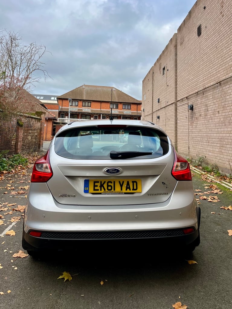 Ford, FOCUS, Hatchback, 2011, Manual, 1560 (cc), 5 doors