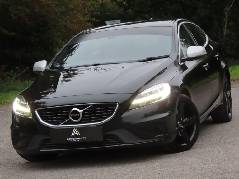 2017 Volvo V40 2.0 T2 R-Design Nav Plus Euro 6 (s/s) 5dr HATCHBACK Petrol Manual