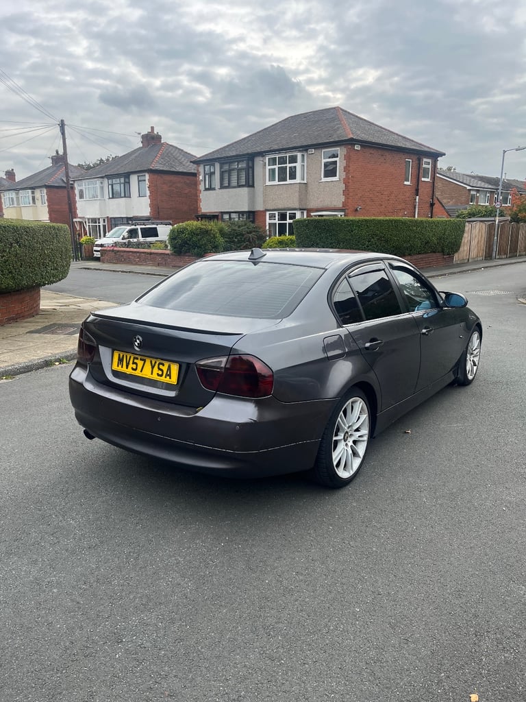 BMW, 3 SERIES, Saloon, 2007, Manual, 1995 (cc), 4 doors