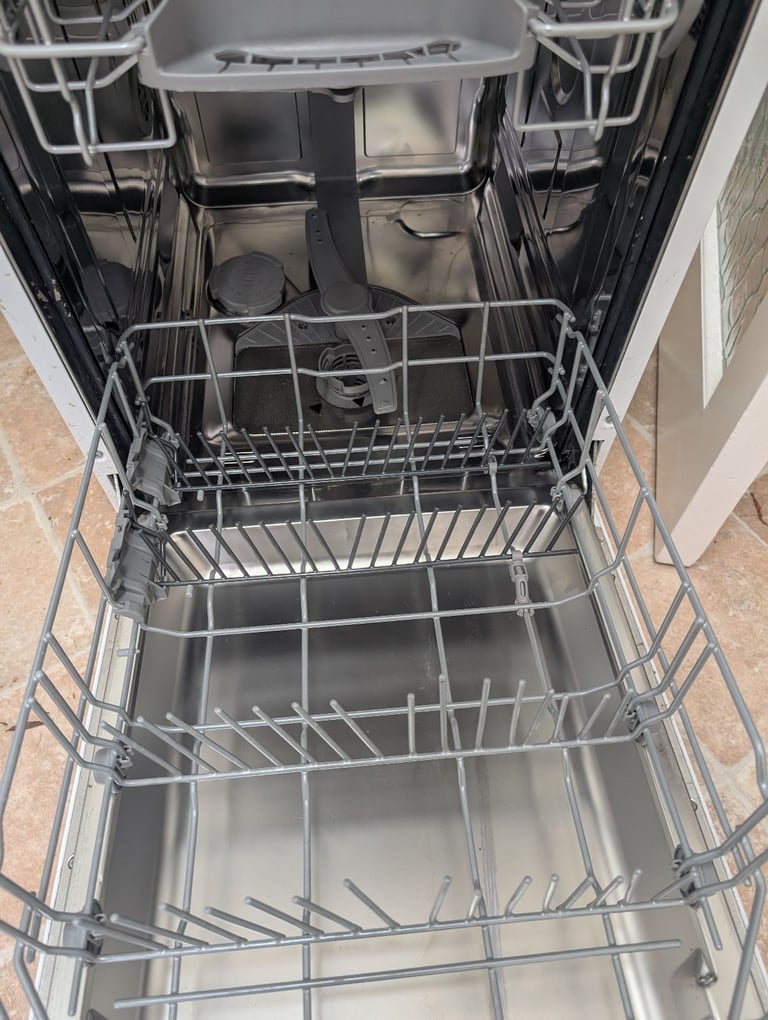 Bosch slimline dishwasher 