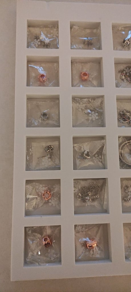 Clear Crystal Jewellery Advent Calendar - Brand New