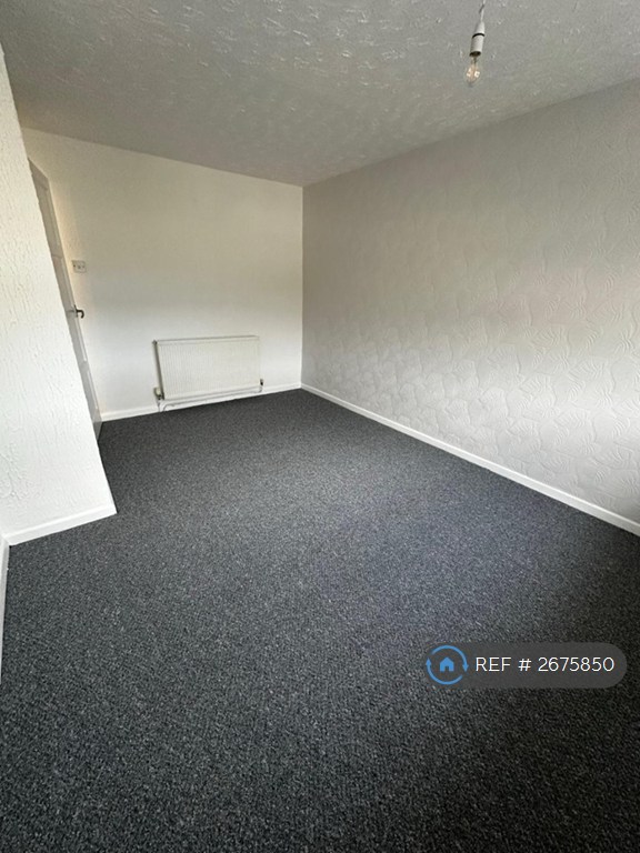 3 bedroom house in Glan 'Y Nant, Bargoed, CF81 (3 bed) (#2675850)