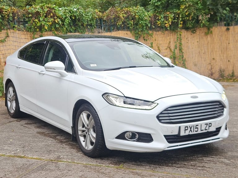 2015 Ford Mondeo 2.0 TDCi Titanium 5dr HATCHBACK DIESEL Manual