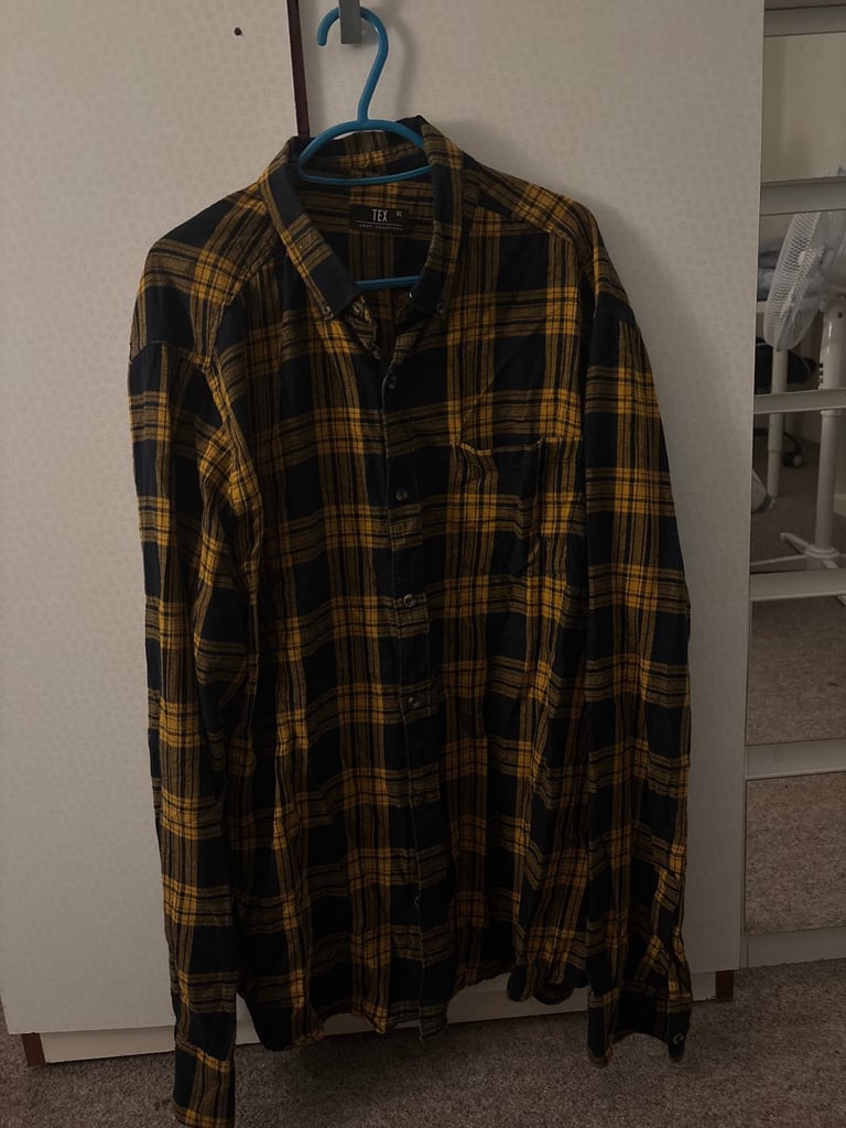 image for Men’s shirts XL