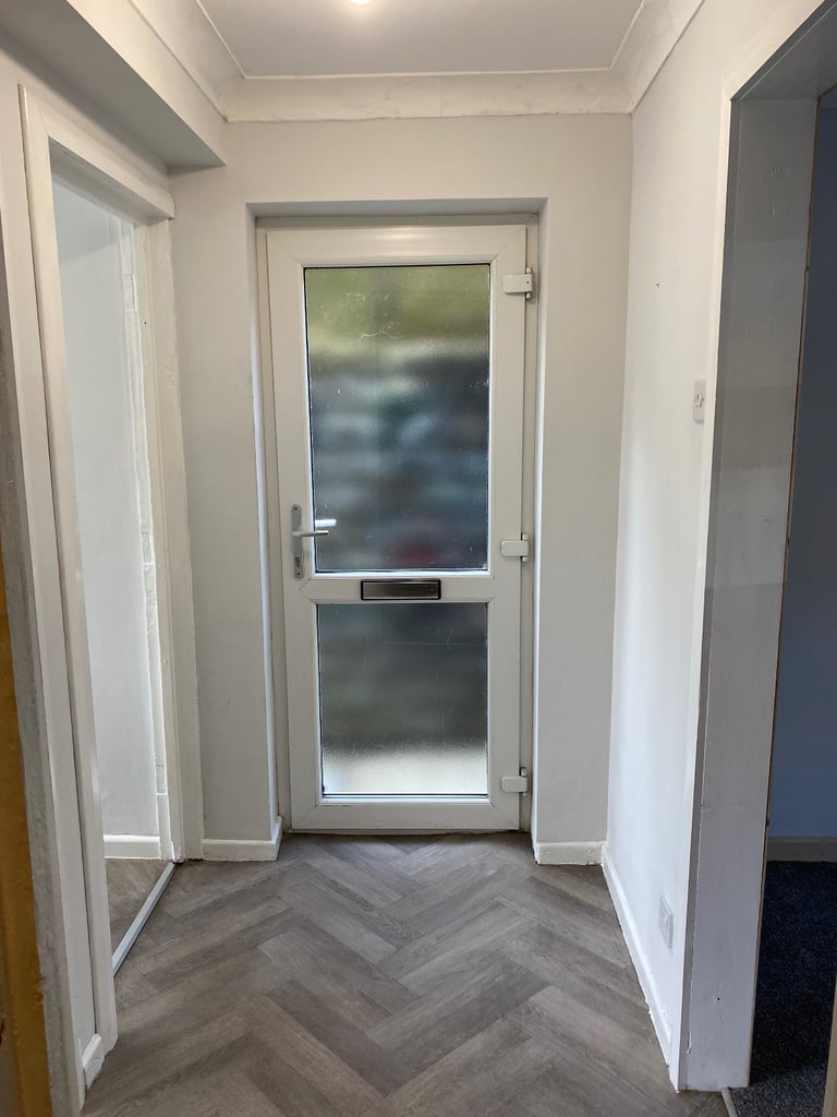 Flat to rent in Bridgend