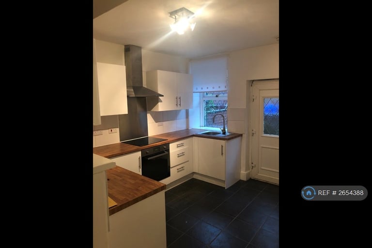 image for 3 bedroom house in Vernon Street, Ashton-Under-Lyne, OL5 (3 bed) (#2654388)