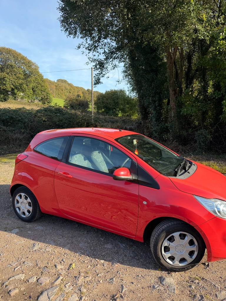 Ford, KA, Hatchback, 2011, Manual, 1242 (cc), 3 doors