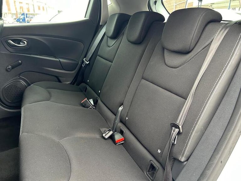 2016 Renault Clio 1.2 16V Dynamique Nav 5dr HATCHBACK PETROL Manual