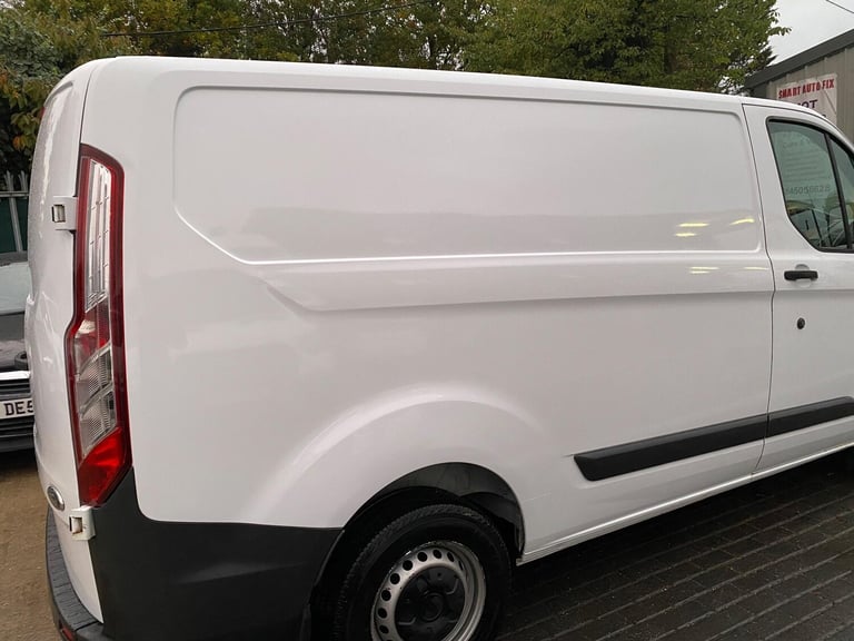 2017 Ford Transit Custom 2.0 TDCi 290 L1 H1 5dr PANEL VAN Diesel Manual