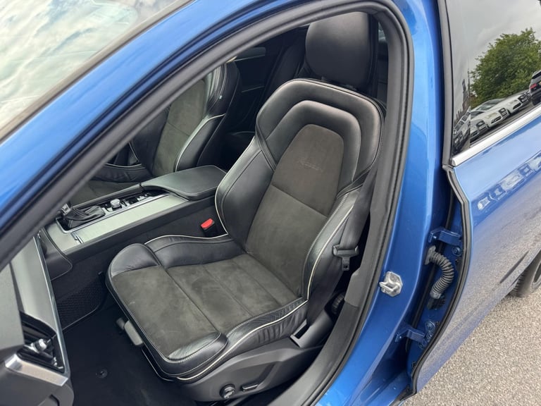 2018 Volvo S90 2.0 D5 PowerPulse R-Design Auto AWD Euro 6 (s/s) 4dr SALOON Diesel Automatic