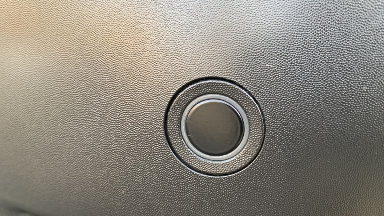 2018 Renault Captur 0.9 TCe ENERGY Iconic SUV 5dr Petrol Manual Euro 6 (s/s) (90 ps) SUV Petrol M...