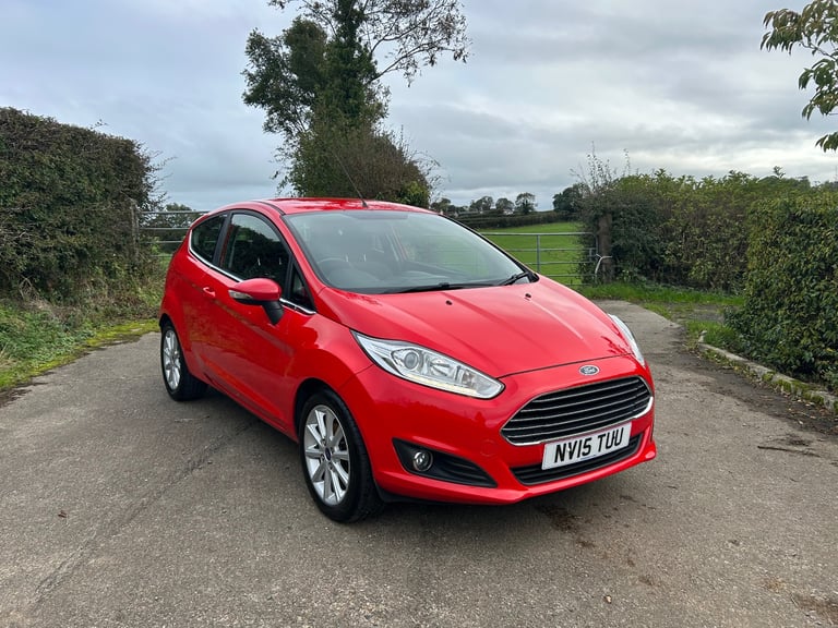 Ford, FIESTA, Hatchback, 2015, Manual, 1498 (cc), 3 doors