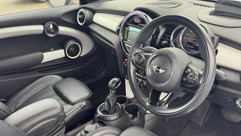  MINI Convertible 1.5 Cooper 2dr Auto Convertible Petrol Automatic