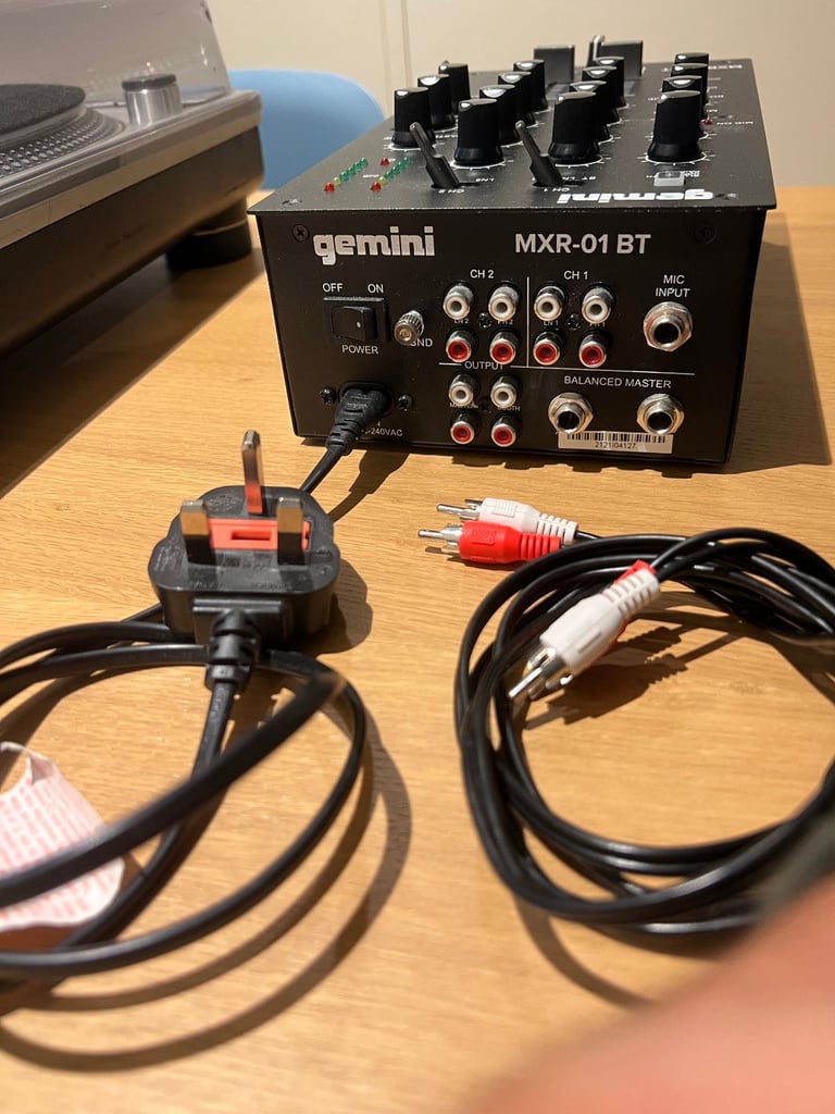 Gemini MXR-01BT 2 Channel DJ Mixer + Bluetooth + Mic Input + X-Fade + EQ
