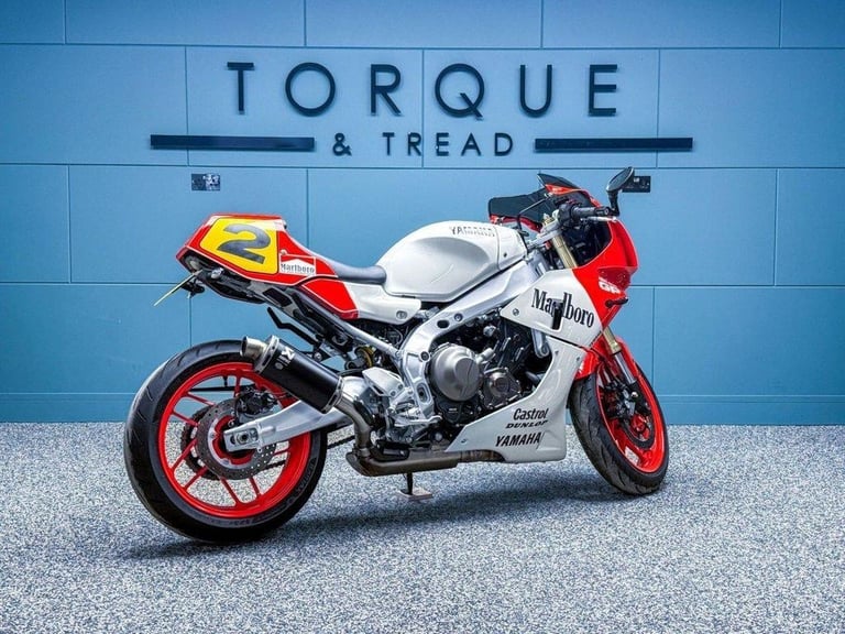 2024 24 YAMAHA XSR900 GP SPORT HERITAGE 900 WAYNE RAINEY REP - LOW MILES