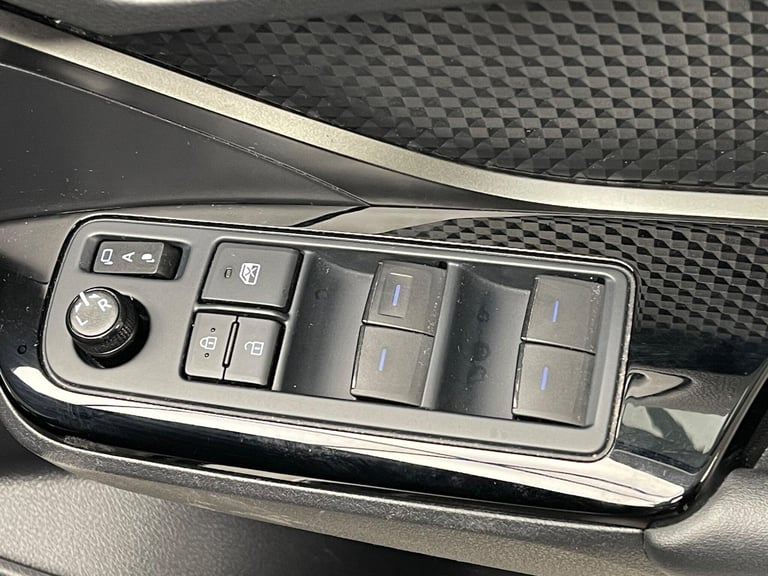 2023 Mercedes-Benz GLA 1.3 GLA200h MHEV Sport (Executive) 7G-DCT Euro 6 (s/s) 5dr HATCHBACK Petro...