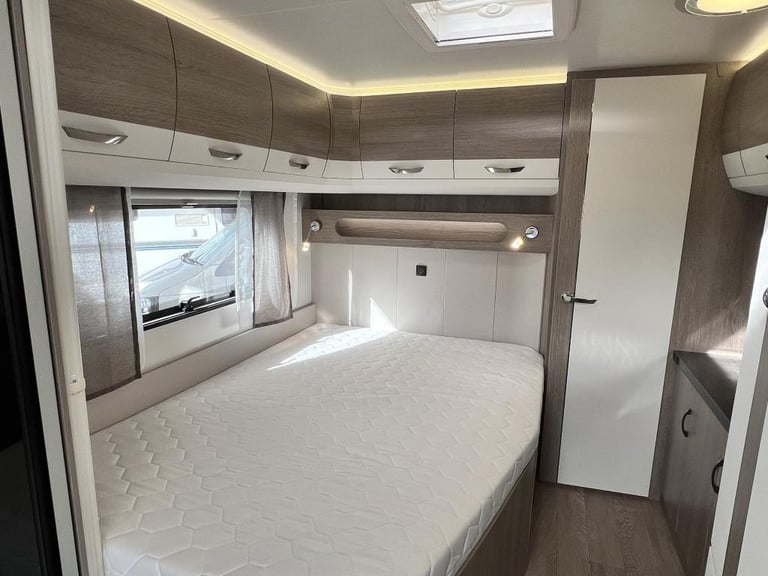 2023 HOBBY Prestige 560 wfu 4 Berth Fixed Bbed End Washroom New 2023