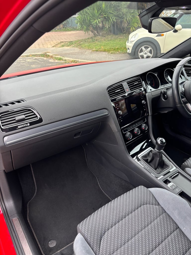 1.5 TSI EVO R-LINE EURO 6 (s/s) 5dr