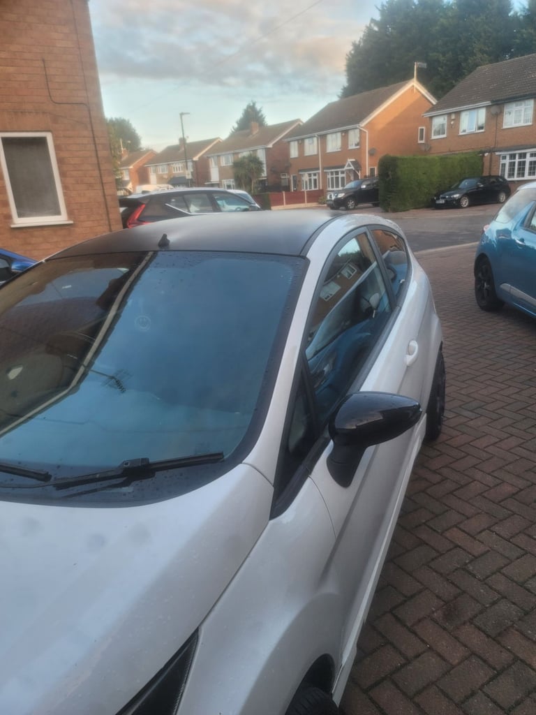 Ford, FIESTA, Hatchback, 2009, Manual, 1560 (cc), 3 doors