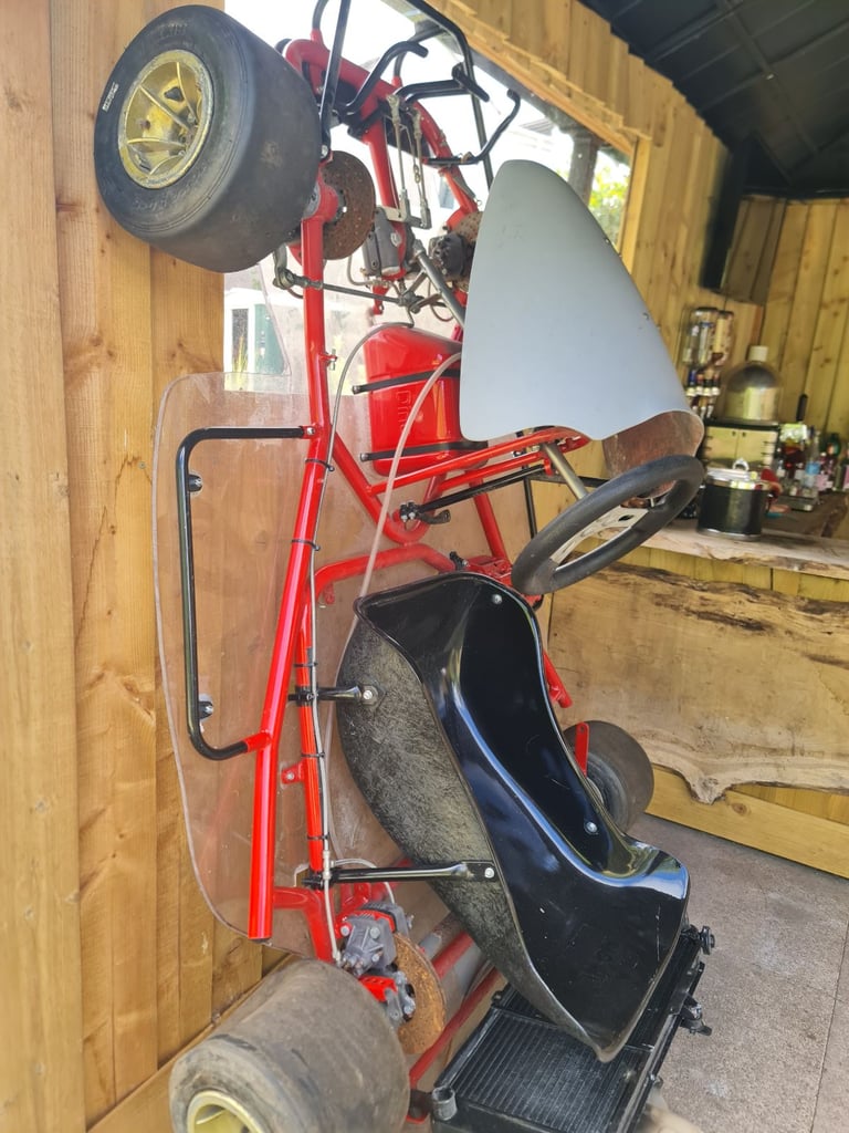 Dino 250 kart right hand engine mount
