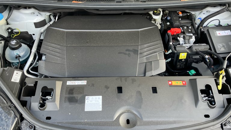 2025 Peugeot 3008 73kWh GT SUV 5dr Electric Auto (210 ps) SUV Electric Automatic