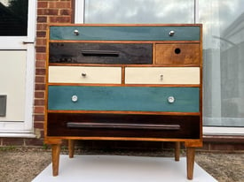 Stunning Mid-Century Modern Mango Wood 7 Drawer Chest of Drawers, Great Condition 