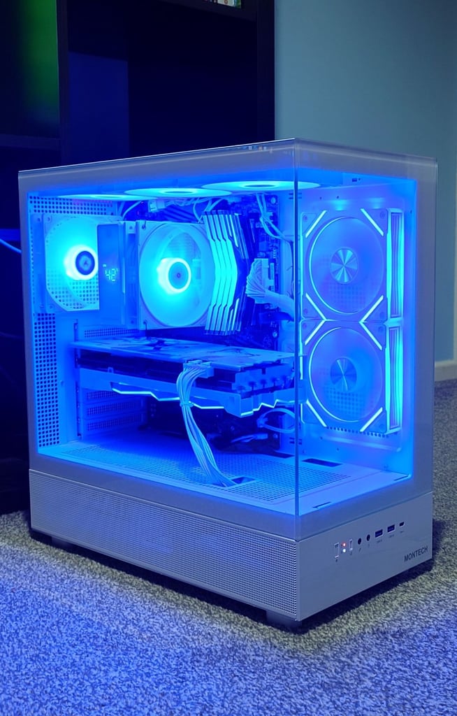 Crazy fast Stunning Custom Gaming PC for sale | RX 6800XT | Ryzen 7 3800X | 32GB RAM | 512GB NVMe