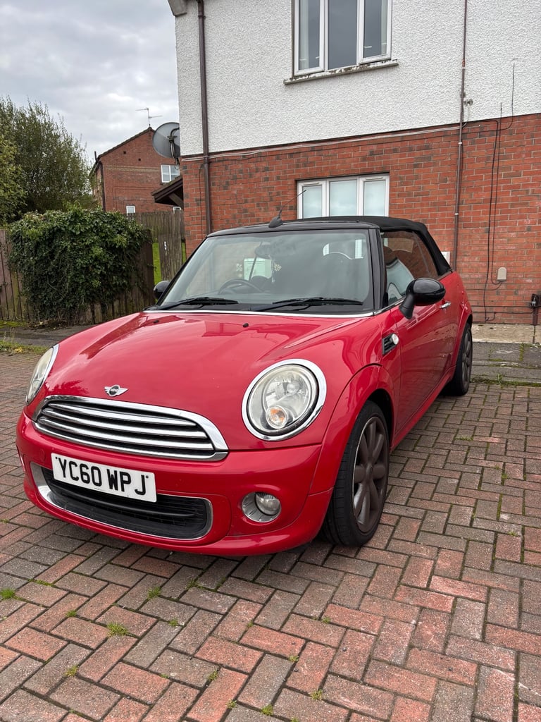 Mini, CONVERTIBLE, Convertible, 2010, Manual, 1598 (cc), 2 doors