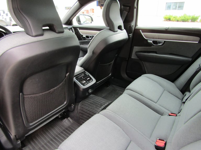 2022 Volvo V90 2.0 B4 MHEV INSCRIPTION AUTO EURO 6 (s/s) ESTATE 5DR PETROL LHD UK REG Estate Petr...