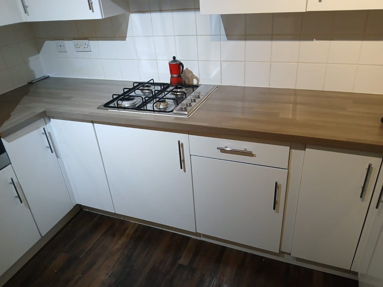Full kitchen for sale with integrated appliances