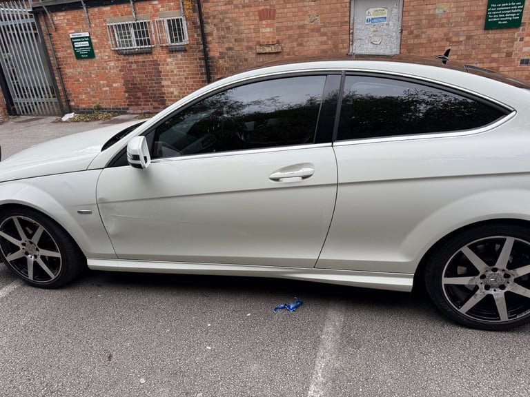 Mercedes-Benz, C CLASS, Coupe, 2011, Semi-Auto, 2143 (cc), 2 doors