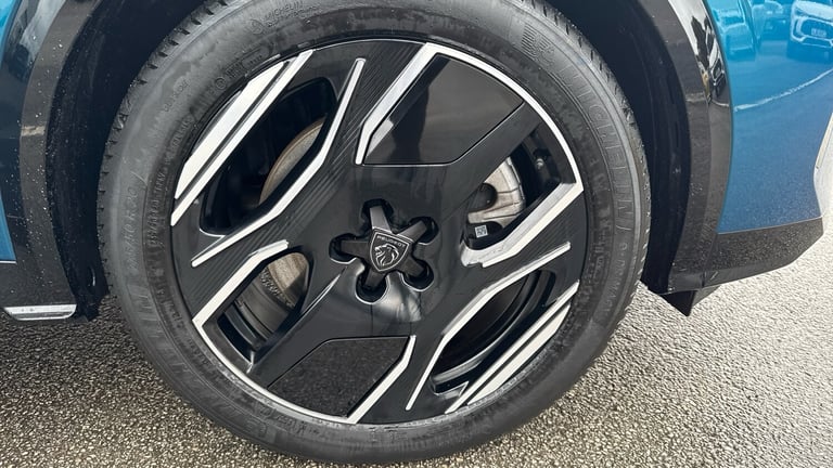 2024 Peugeot 3008 157kW GT 73kWh 5dr Auto Electric Estate Estate Electric Automatic