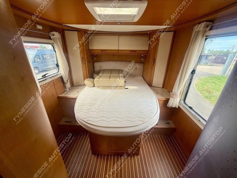 2011 11 FIAT  RAPIDO 10000 6 BERTH MOTORHOME DIESEL