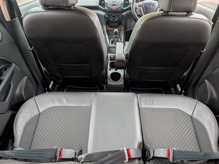 2016 Ford Ecosport 1.5 TDCi Titanium SUV 5dr Diesel Manual 2WD Euro 6 (95 ps) HATCHBACK Diesel Ma...