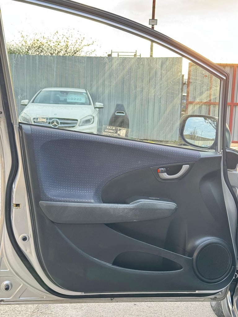 2009 Honda Jazz FIT 1.2 i-VTEC SE 5dr HATCHBACK Petrol Manual