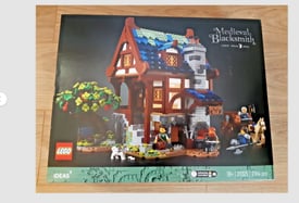 LEGO Ideas: Medieval Blacksmith (21325) - New Factory Sealed Box